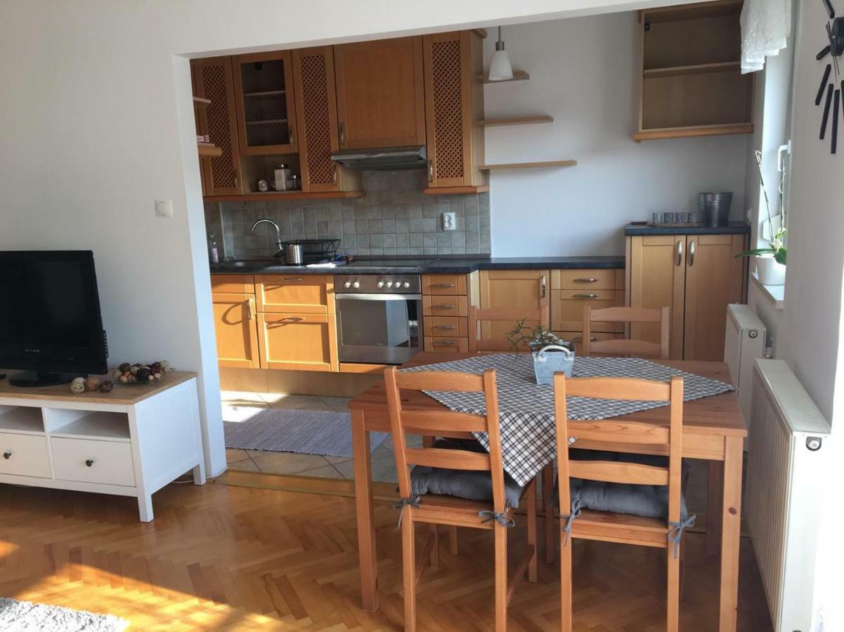 Gold Apartment